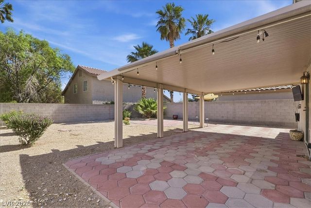 972 Hollandsworth Avenue, Las Vegas, NV 89123