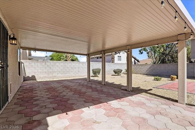972 Hollandsworth Avenue, Las Vegas, NV 89123