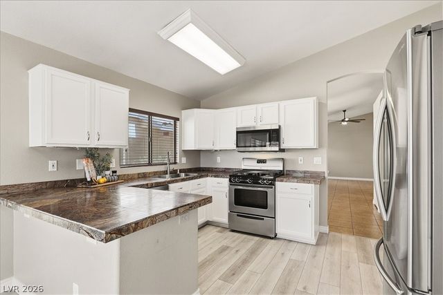 972 Hollandsworth Avenue, Las Vegas, NV 89123