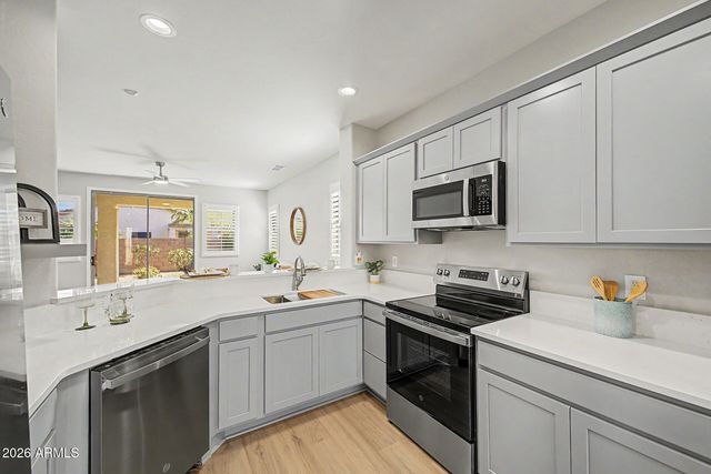 17015 W BRIDLINGTON Lane, Surprise, AZ 85374