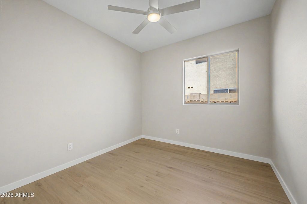 Image 21 of property listing at 17015 W BRIDLINGTON Lane, Surprise, AZ 85374