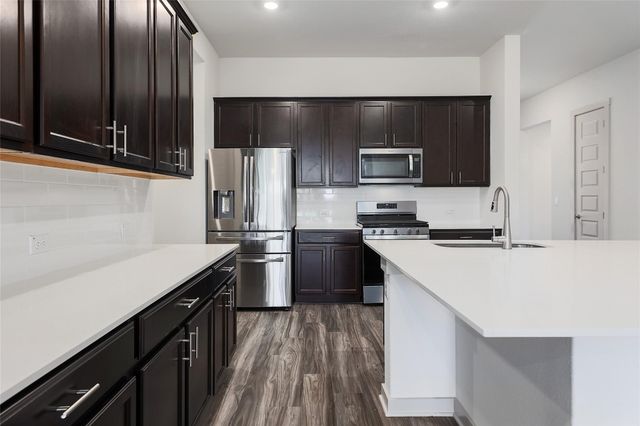 1917 Centerline LN, Georgetown, TX 78628