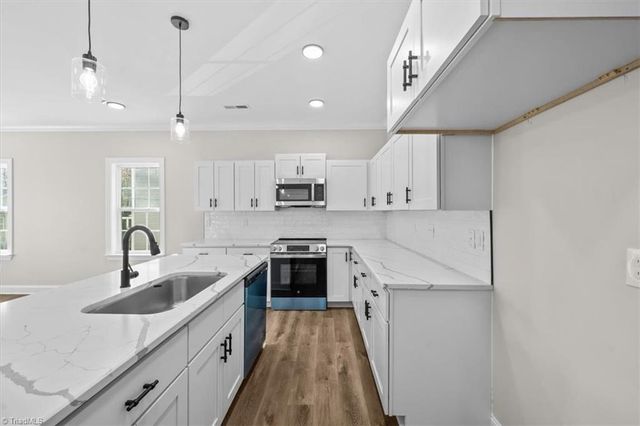 402 Walnut Street, High Point, NC 27260