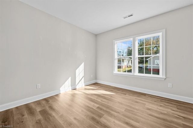 402 Walnut Street, High Point, NC 27260