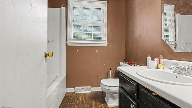 4314 Lormar Road, Greensboro, NC 27406