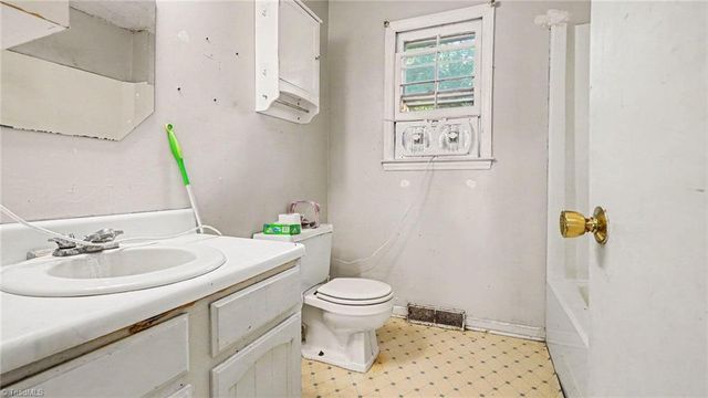 4314 Lormar Road, Greensboro, NC 27406