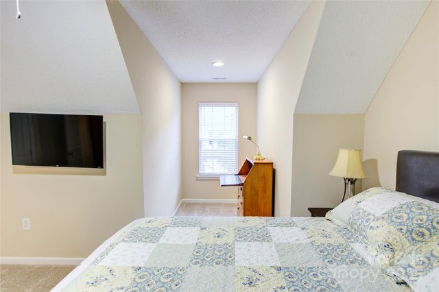 951 Sparrows Nest Lane, Pineville, NC 28134