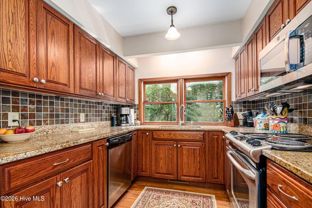 122 Edward Teach Wynd, Bald Head Island, NC 28461