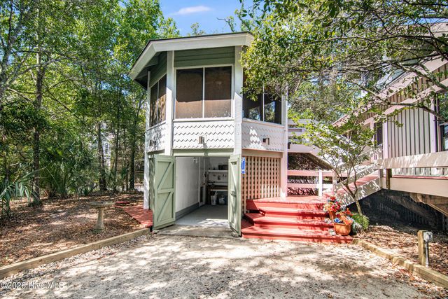 122 Edward Teach Wynd, Bald Head Island, NC 28461