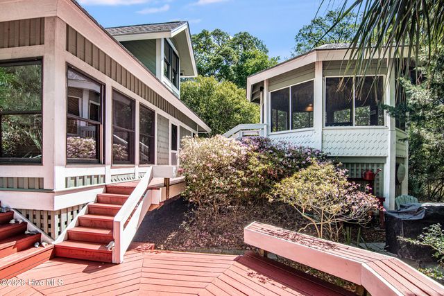 122 Edward Teach Wynd, Bald Head Island, NC 28461