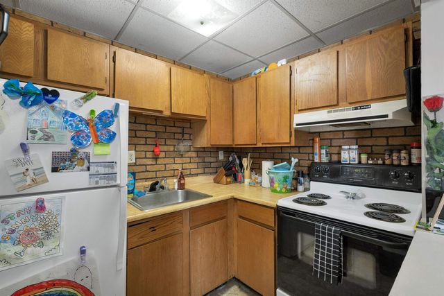 25 School Street, Bristol, NH 03222