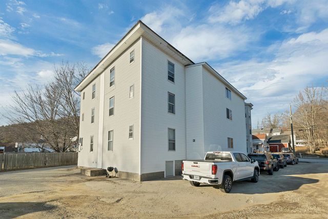 25 School Street, Bristol, NH 03222