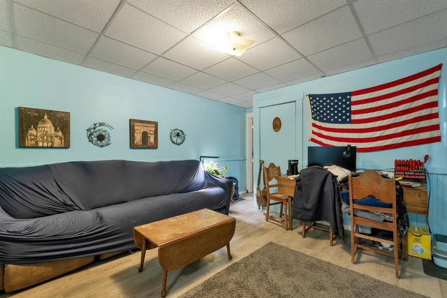 25 School Street, Bristol, NH 03222