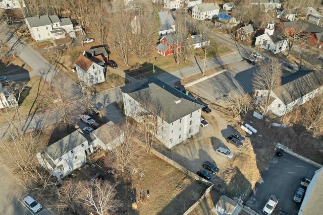 25 School Street, Bristol, NH 03222