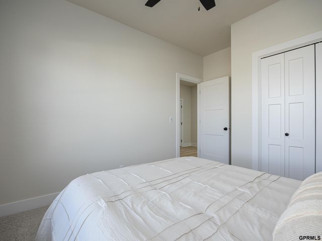 11666 S 124th Avenue, Papillion, NE 68046