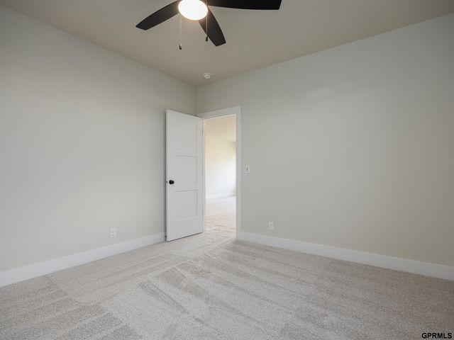 11666 S 124th Avenue, Papillion, NE 68046