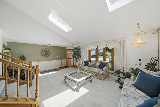 10816 Long Avenue, Oak Lawn, IL 60453