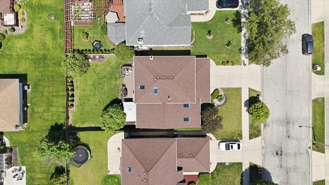 10816 Long Avenue, Oak Lawn, IL 60453