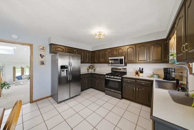 10816 Long Avenue, Oak Lawn, IL 60453