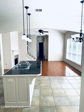 108 Laguna Lane, Lafayette, LA 70508