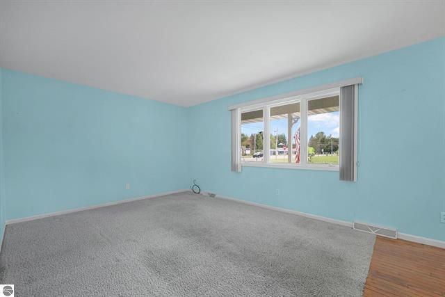 112 George Street, Cadillac, MI 49601