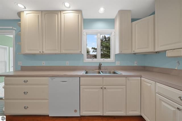 112 George Street, Cadillac, MI 49601