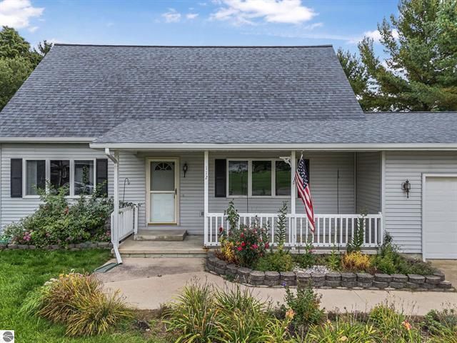 112 George Street, Cadillac, MI 49601