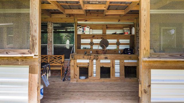 200 Manuel Road, Shepherd, TX 77371