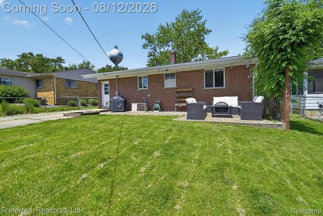 272 Lawson Street, Saline, MI 48176