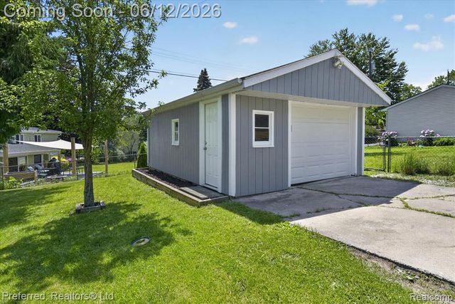 272 Lawson Street, Saline, MI 48176