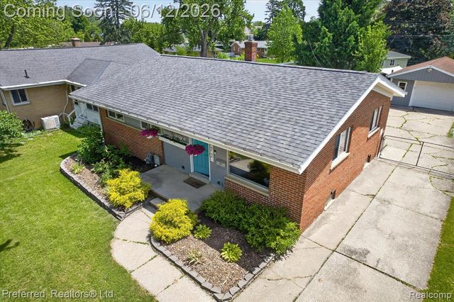 272 Lawson Street, Saline, MI 48176
