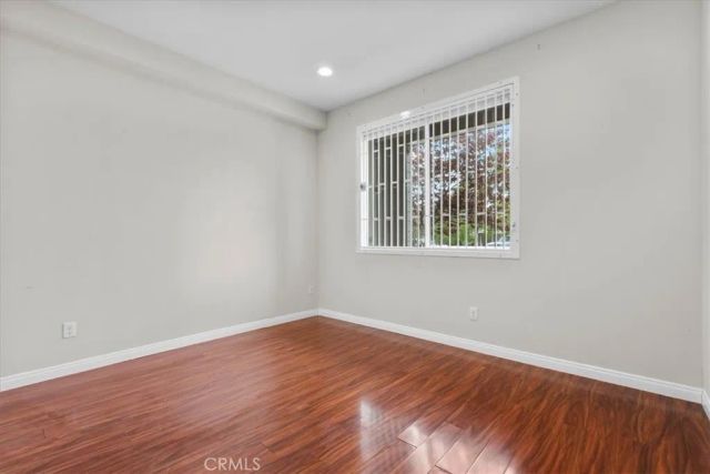 13225 Victory Blvd, Van Nuys, CA 91401