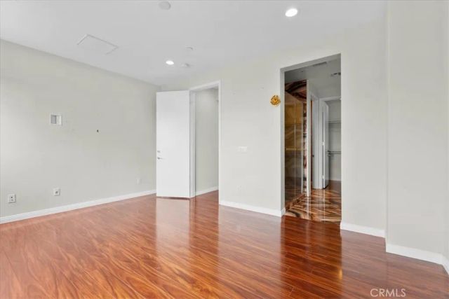 13225 Victory Blvd, Van Nuys, CA 91401