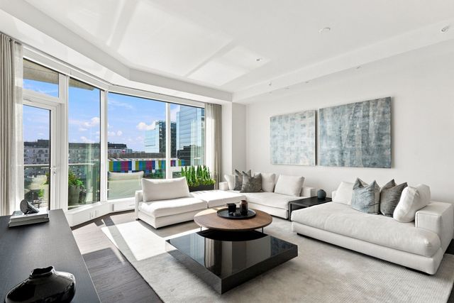 50 Liberty Drive 7E, Boston, MA 02210