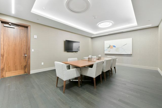 50 Liberty Drive 7E, Boston, MA 02210