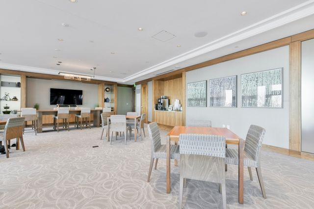 50 Liberty Drive 7E, Boston, MA 02210