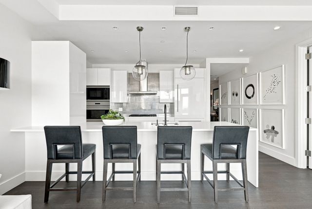 50 Liberty Drive 7E, Boston, MA 02210