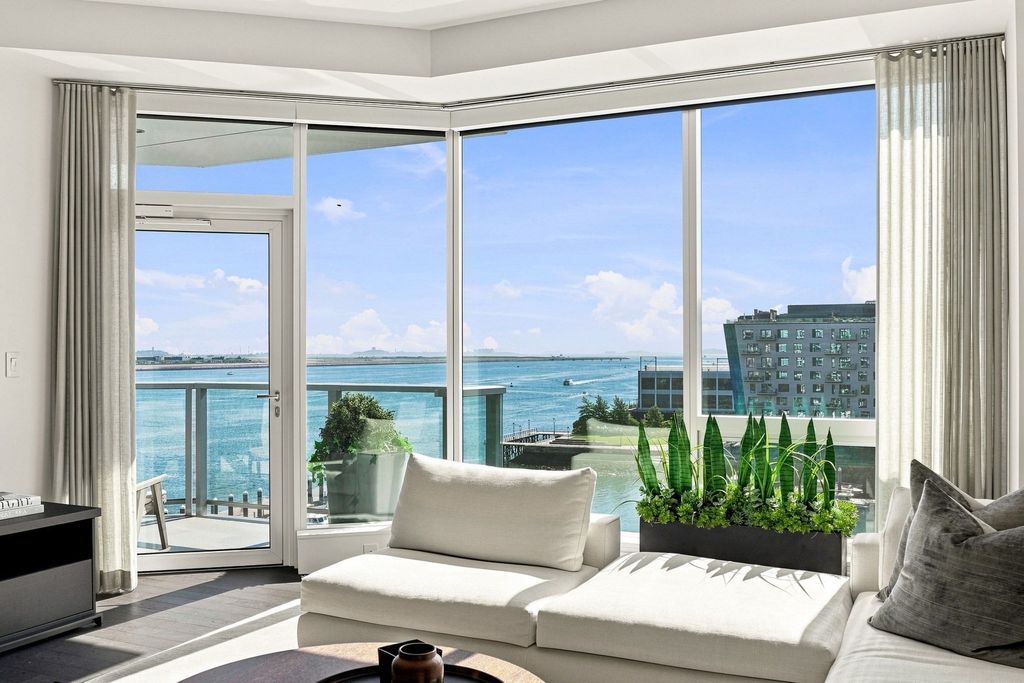 50 Liberty Drive 7E, Boston, MA 02210