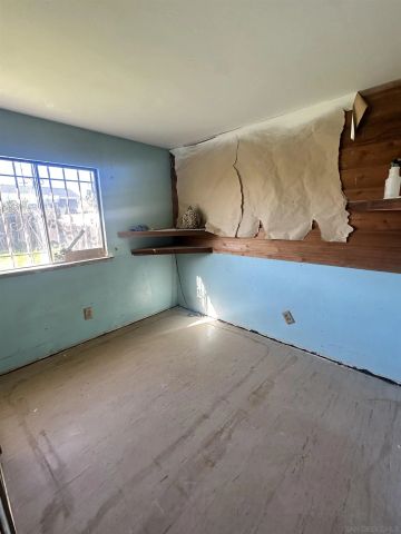 128 Old Oak Dr, San Diego, CA 92114