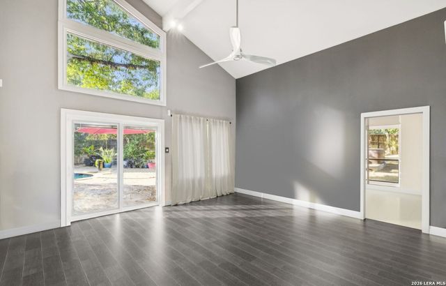 8267 PIMLICO LN, Boerne, TX 78015