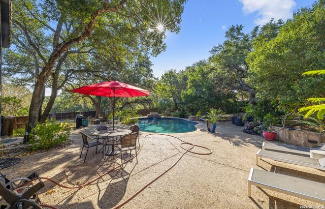 8267 PIMLICO LN, Boerne, TX 78015