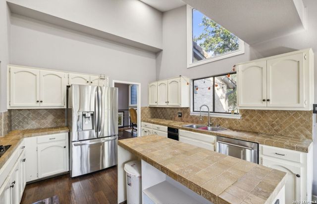 8267 PIMLICO LN, Boerne, TX 78015