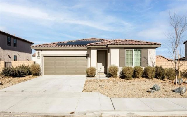 12438 Pinos Verde Ln, Victorville, CA 92392