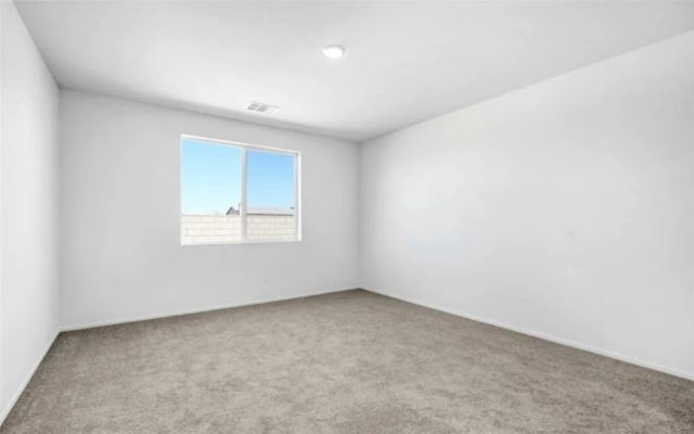 12438 Pinos Verde Ln, Victorville, CA 92392