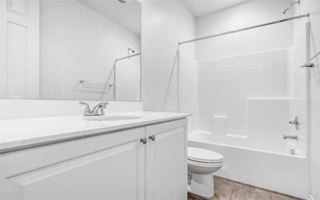 12438 Pinos Verde Ln, Victorville, CA 92392