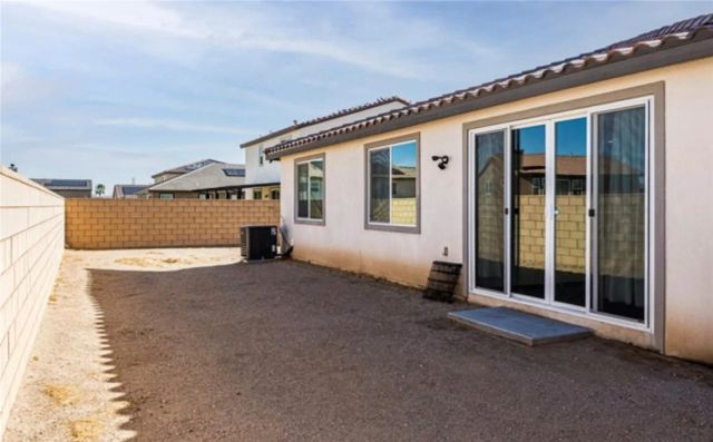 12438 Pinos Verde Ln, Victorville, CA 92392