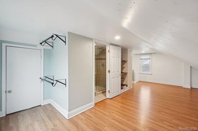 233 Linden Avenue, Royal Oak, MI 48073