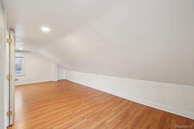 233 Linden Avenue, Royal Oak, MI 48073