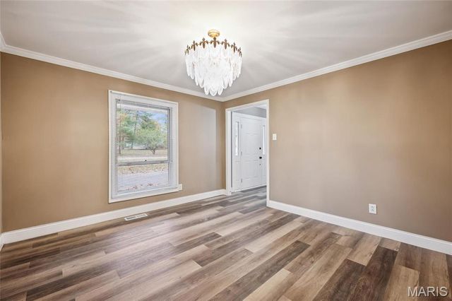 15 Chamblee Lane, St Louis, MO 63141