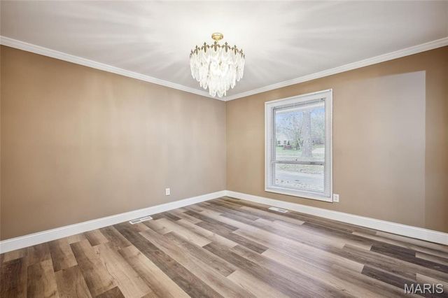 15 Chamblee Lane, St Louis, MO 63141
